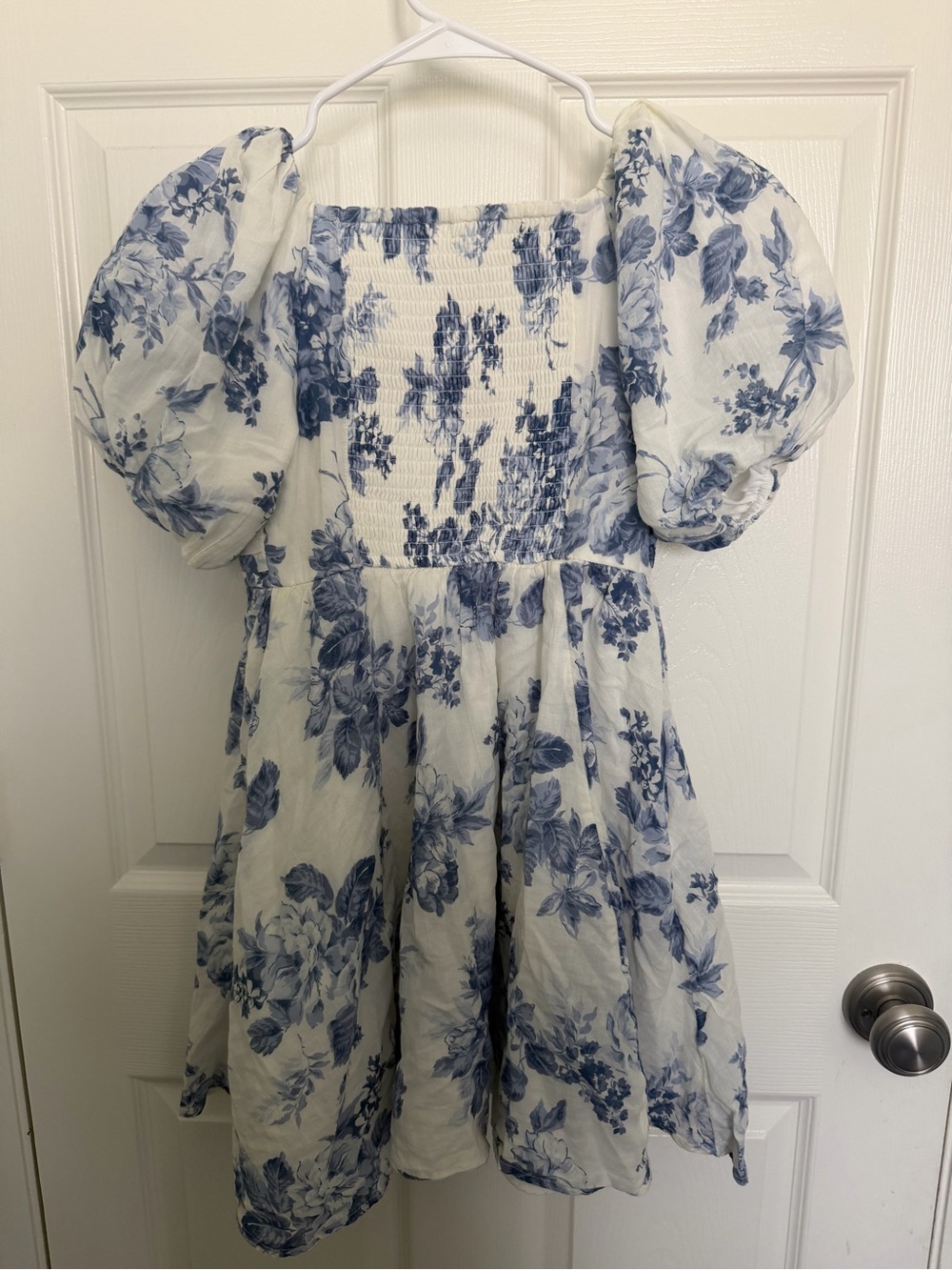abercrombie kids White and Blue Floral Puff-Sleeve Dress